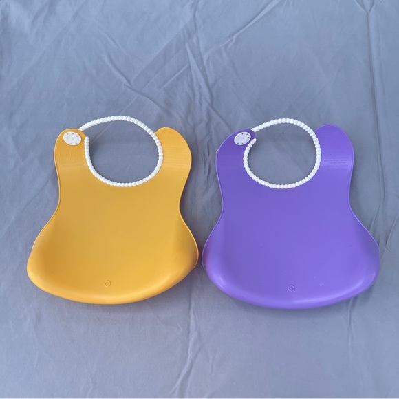 BABYBJÖRN Feeding Baby Bibs Purple Yellow Catch Pocket Set of 2 Baby Bjorn - Picture 3 of 6